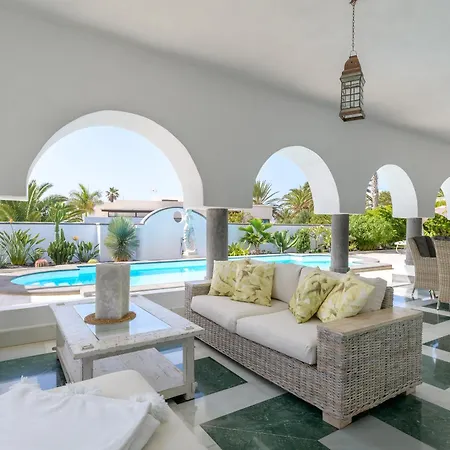 Oasis De Lujo - Luxury Boutique Villa Costa Teguise Exterior photo
